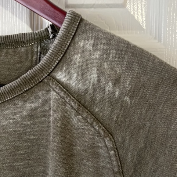 Lucky Brand lightweight shirt - XL. - Picture 5 of 10